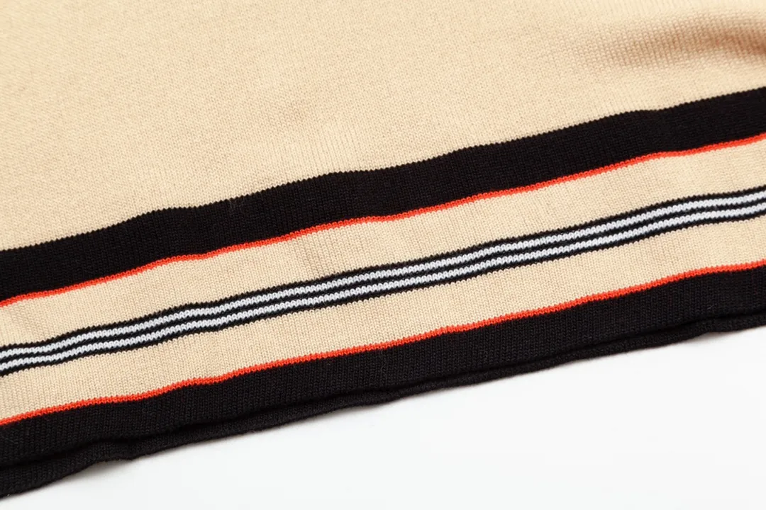 BURBERRY 。Classic T ， ， ， ， ❗️❗️ ， ！ ， ！ :Khaki Size:M L XL XXL